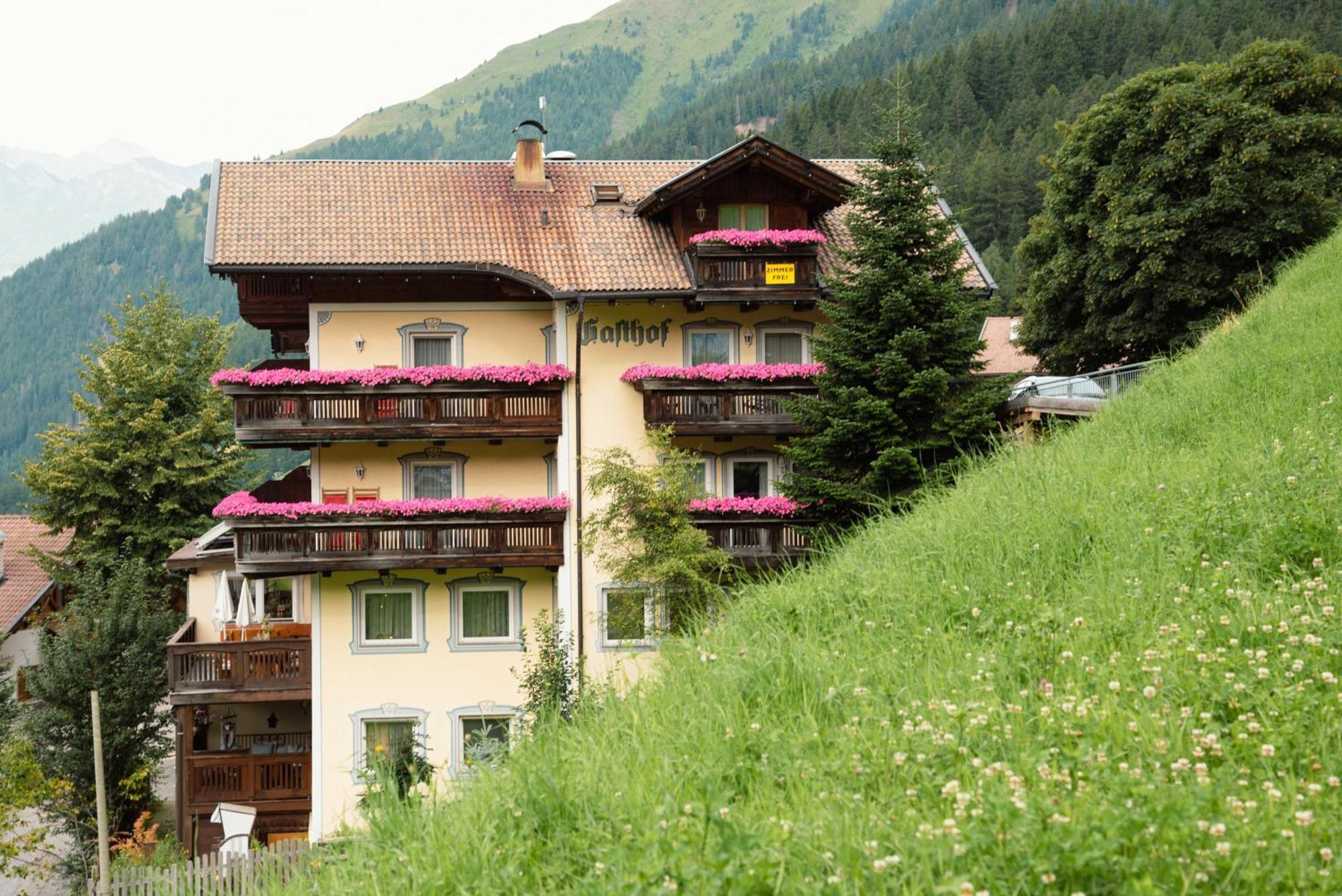 Gasthof Innerwalten San Leonardo in Passiria Exterior foto